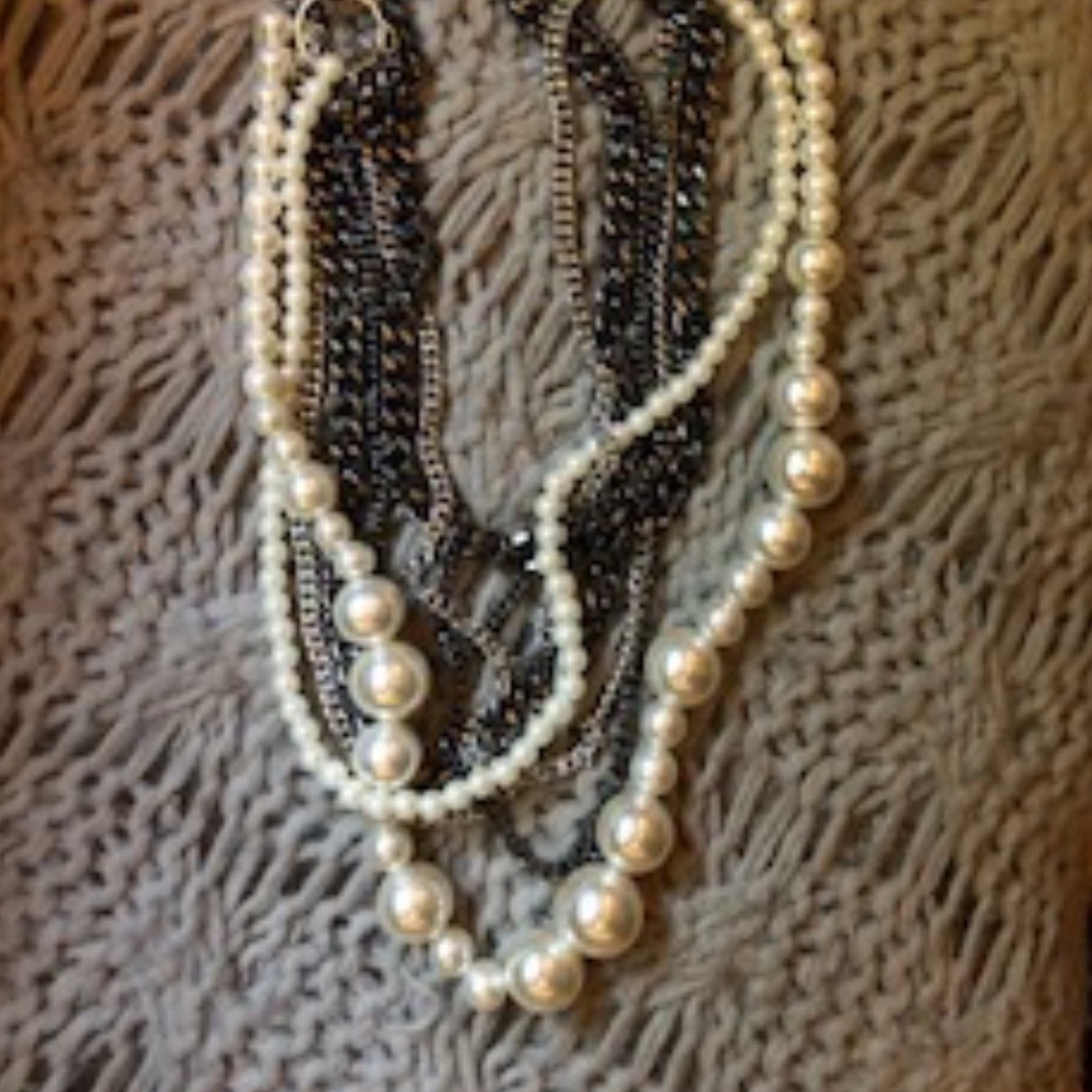 Multi-Strand Statement Necklace *Euc* - image 6